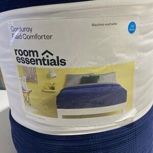 Room Essentials Corduroy Plaid Comforter - Navy Blue